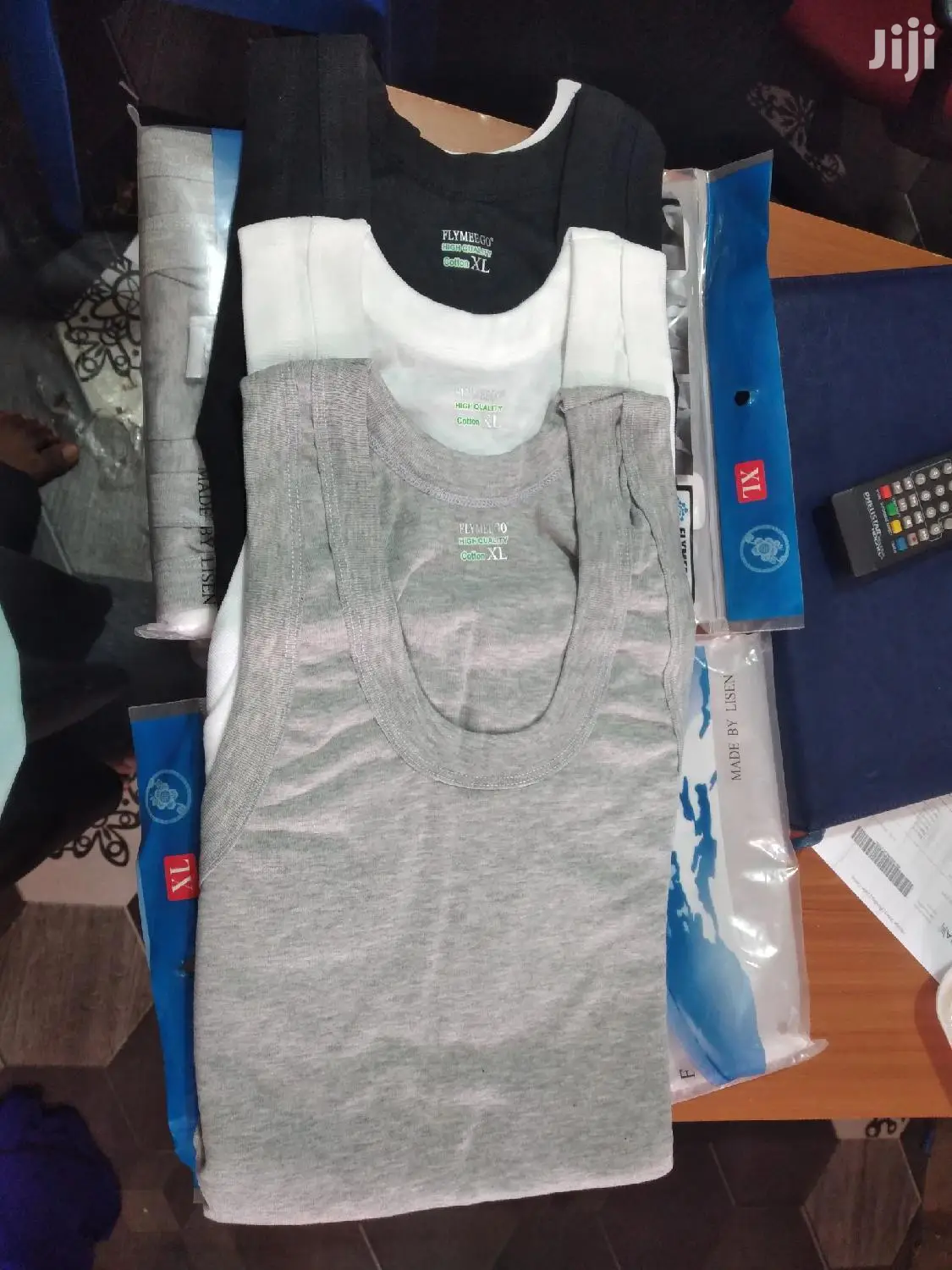 Multiple Colour Vests 3 in 1