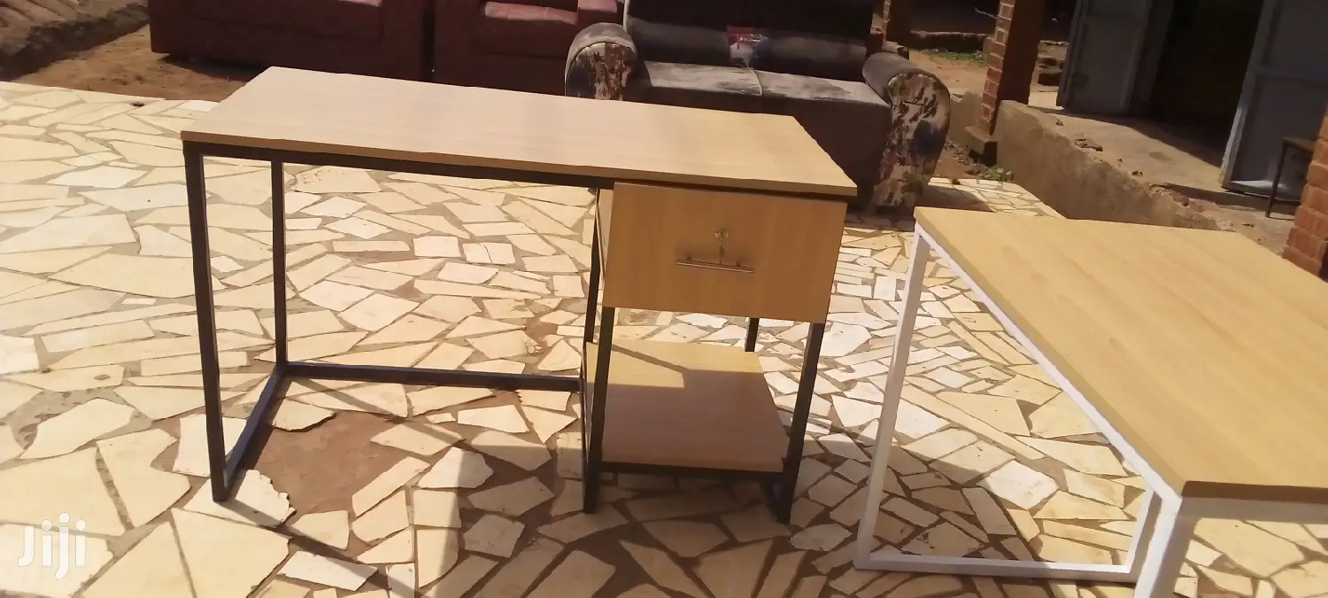 Modern Office Desks