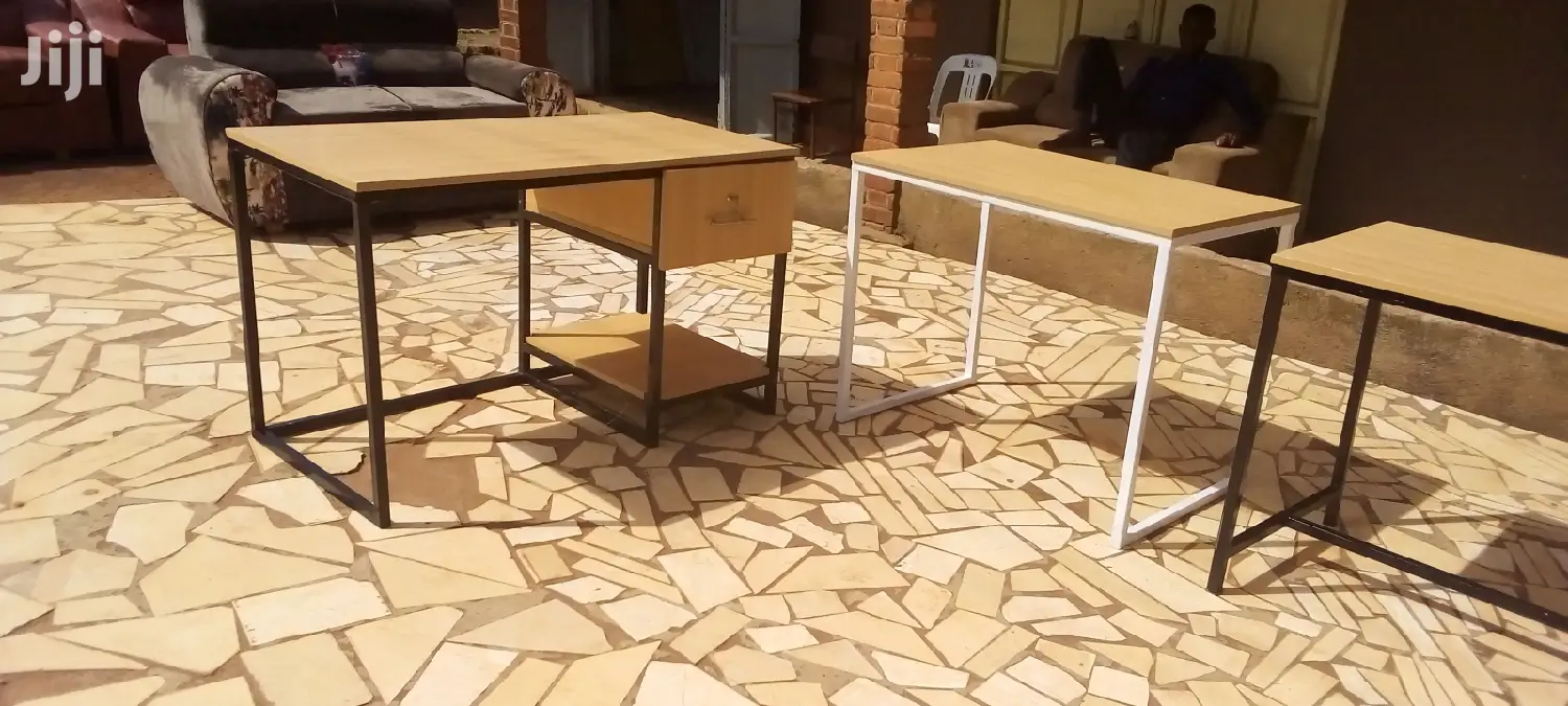 Modern Office Desks