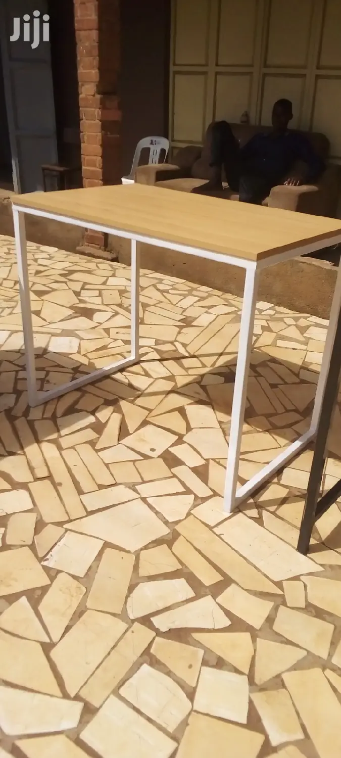 Modern Office Desks
