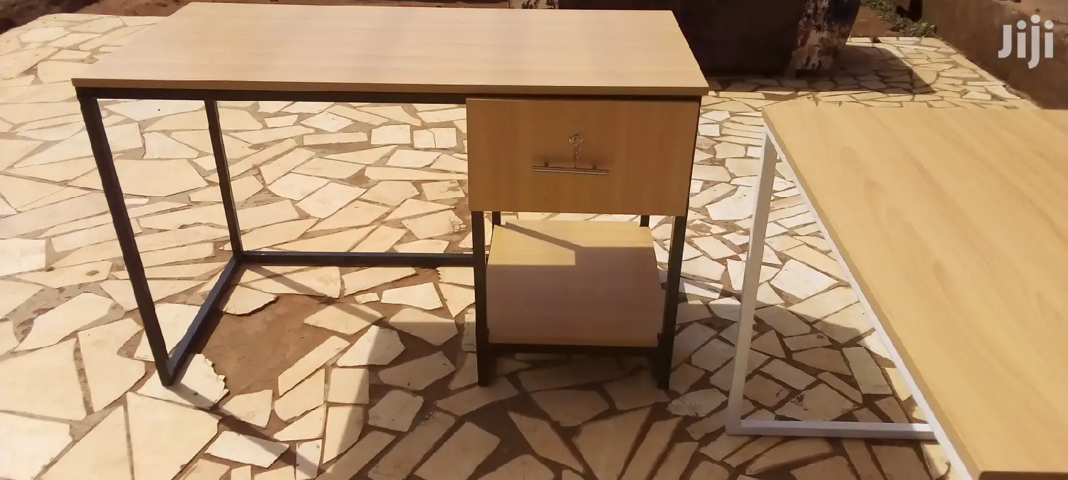 Modern Office Desks