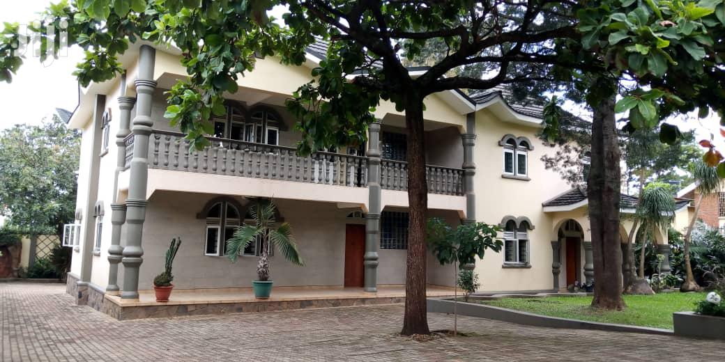 A Mansion For Rent In Bugoloobi