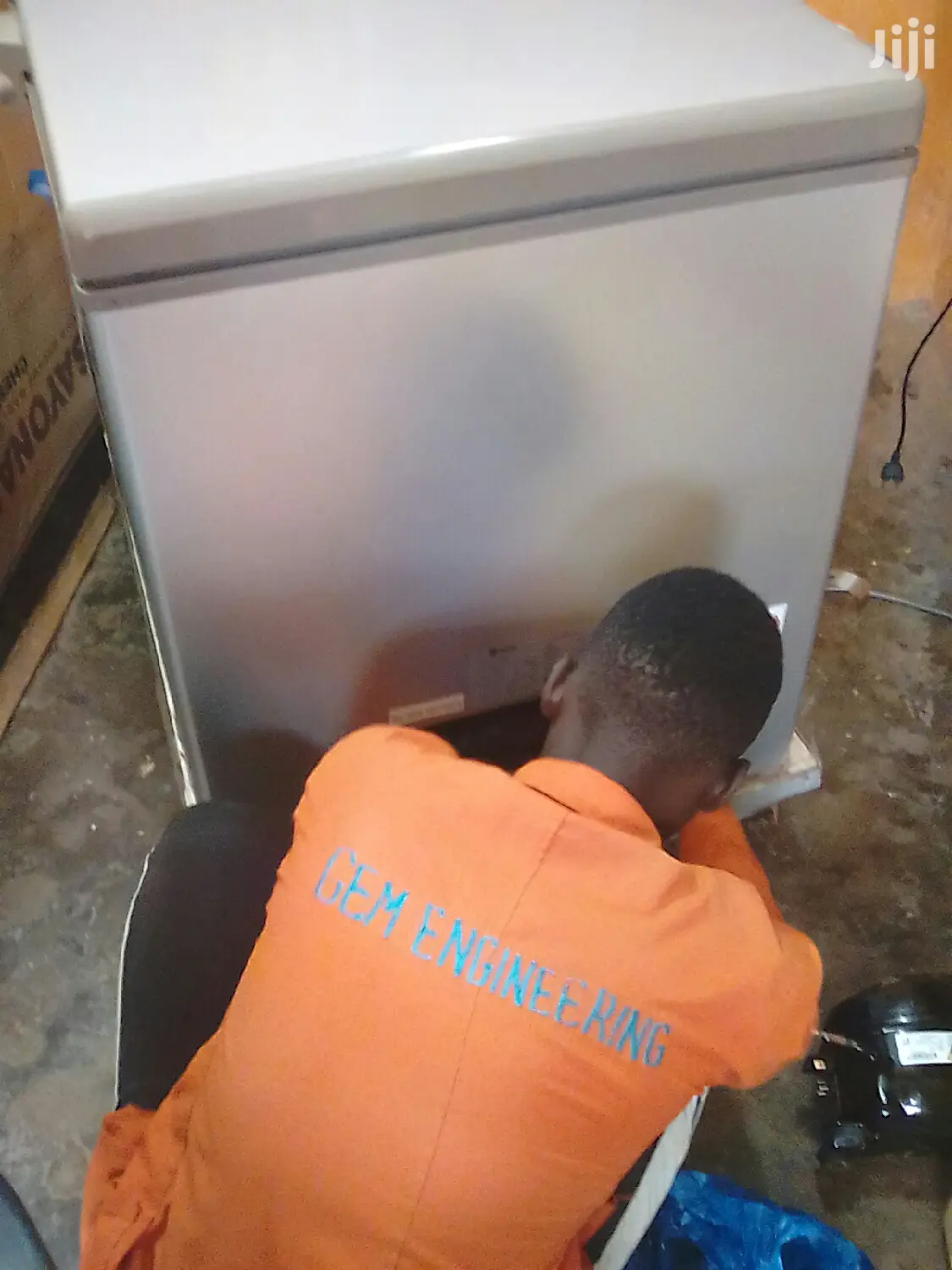 Fridge Gas Refilling CAR AIR A/C