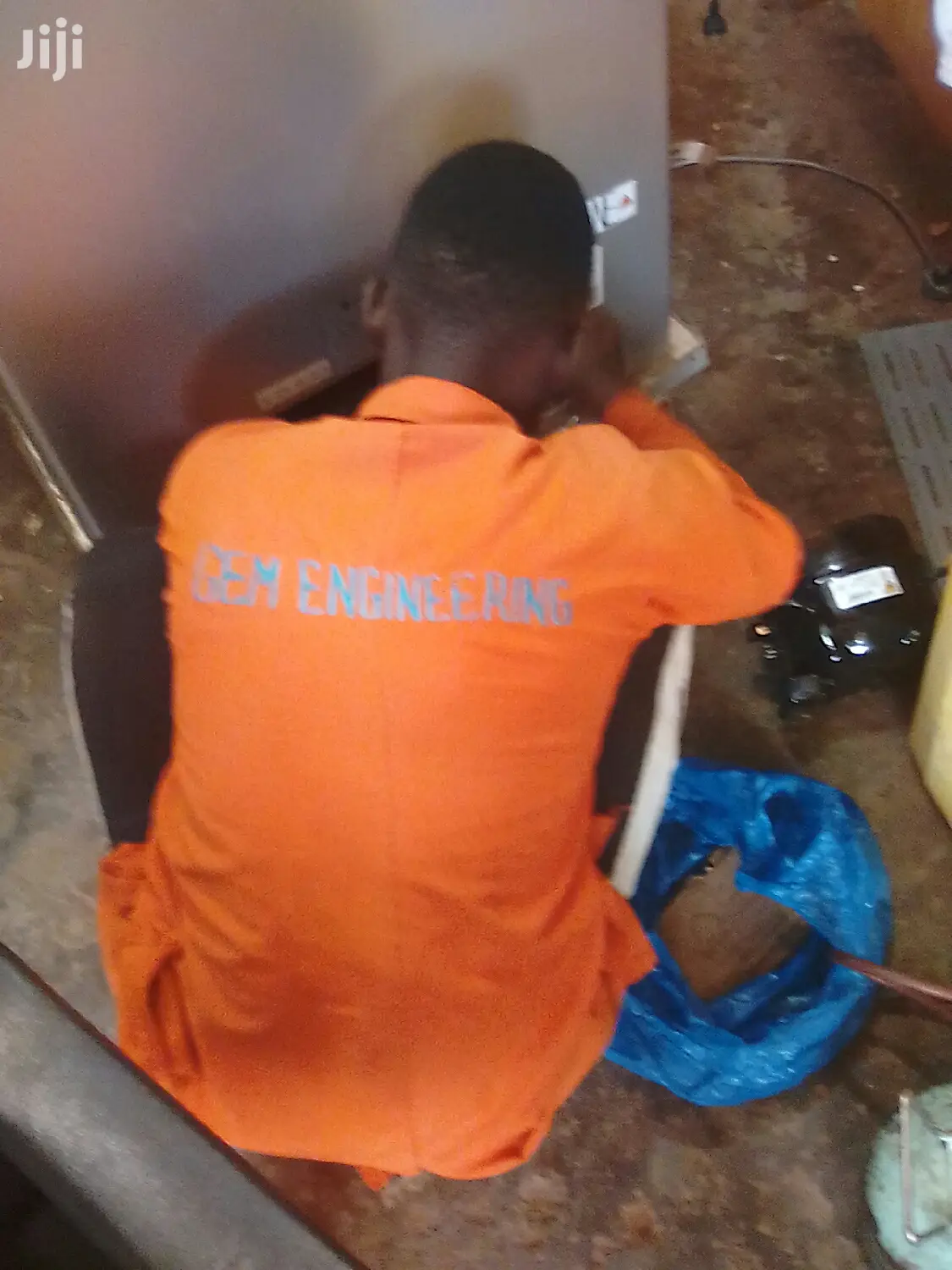 Fridge Gas Refilling CAR AIR A/C