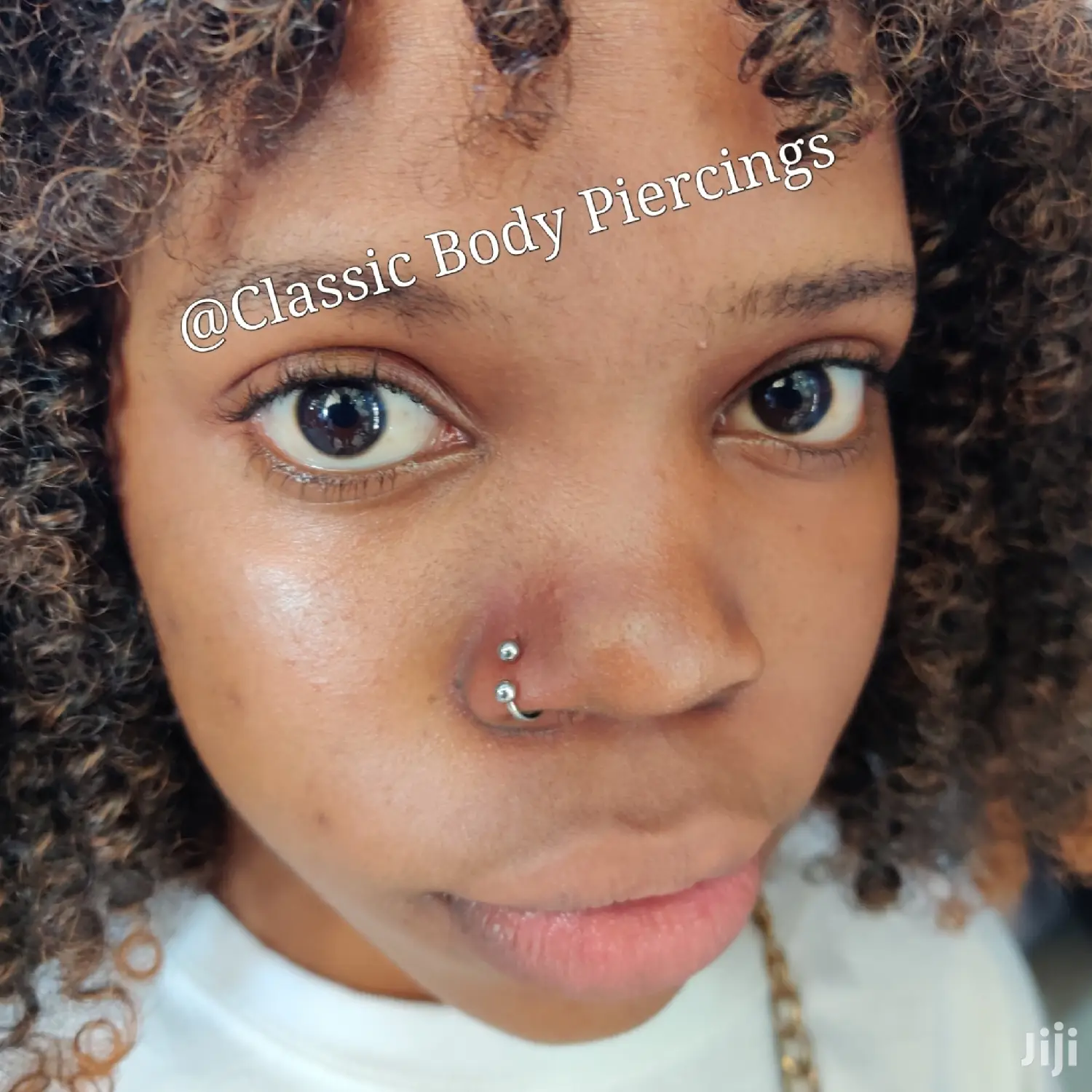 Funcy Solid Fitting Nose Ring Hoop Gold and Silver Nosering