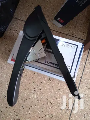 Heavy Duty Stapler