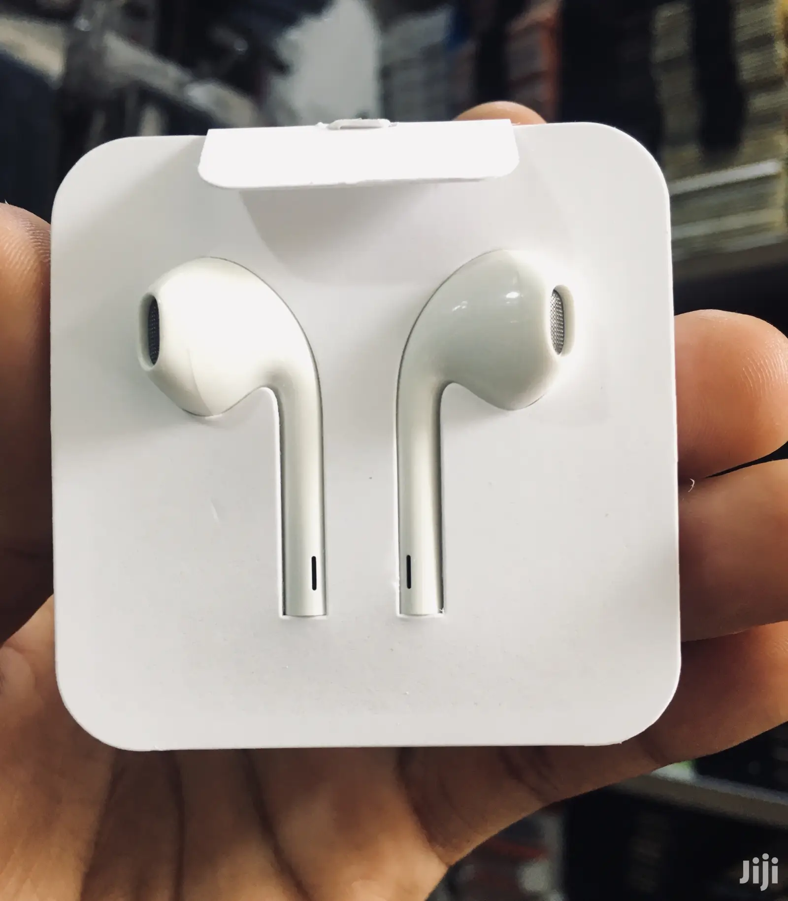 Apple Earpods Lighting Connector
