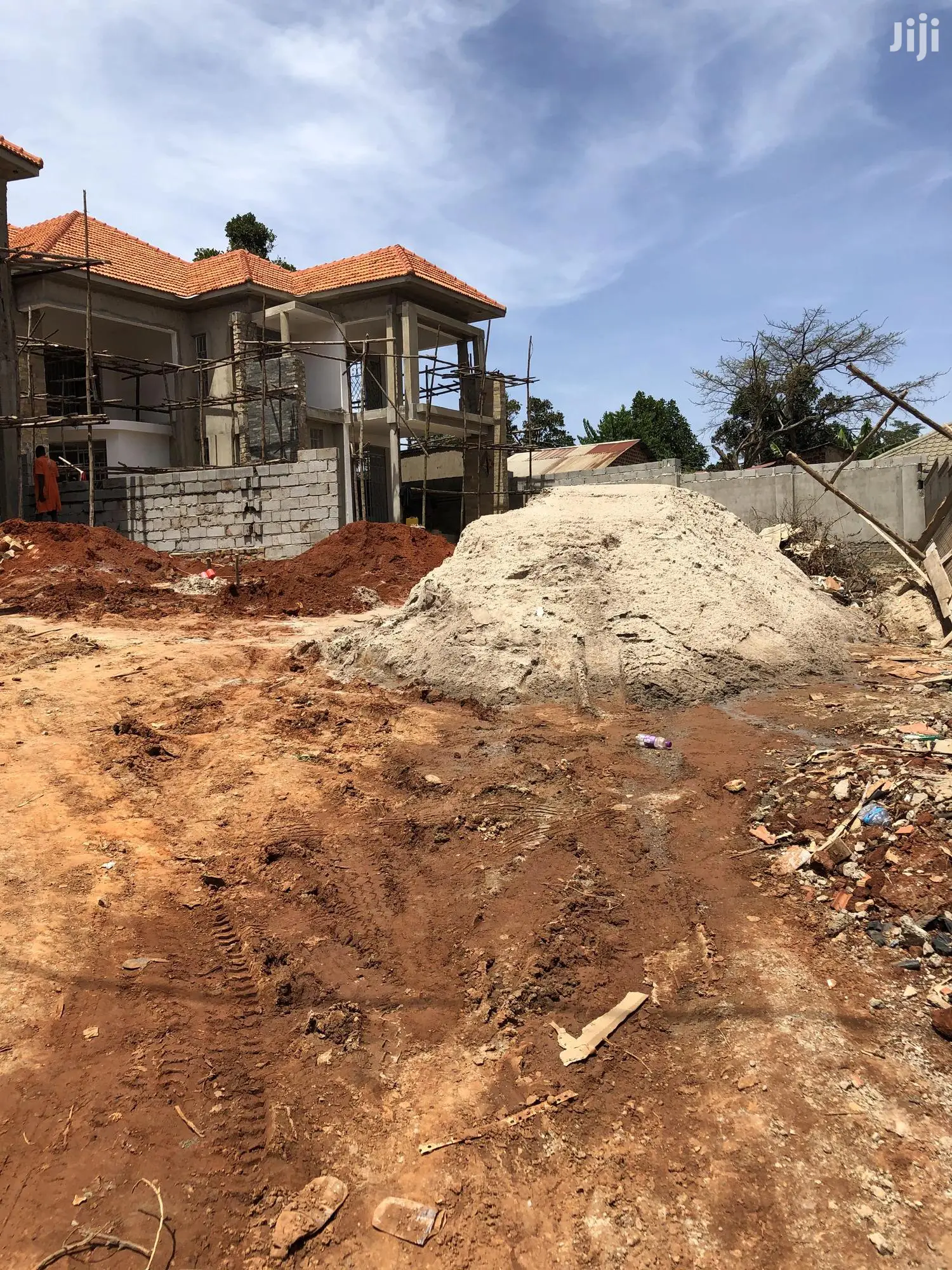 Mansion in Kiwatule Almost Complete on Sell