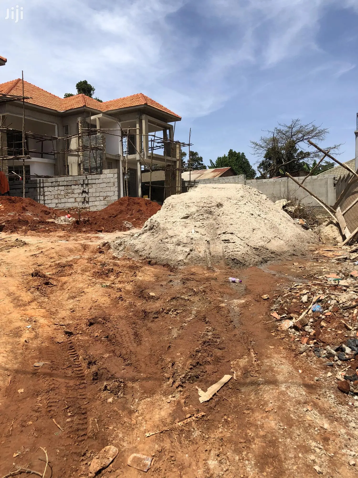 Mansion in Kiwatule Almost Complete on Sell