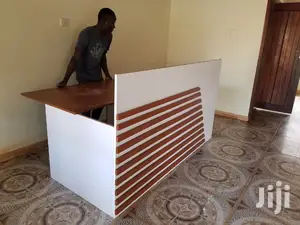 Reception Desks/ Counters