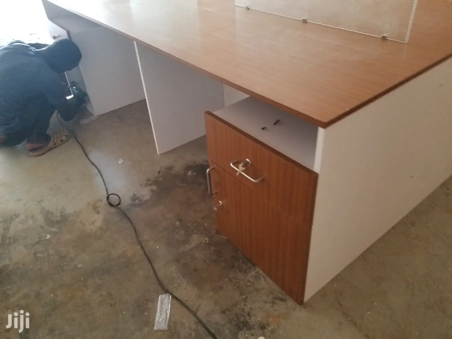 Work Stations/ Staff Desks