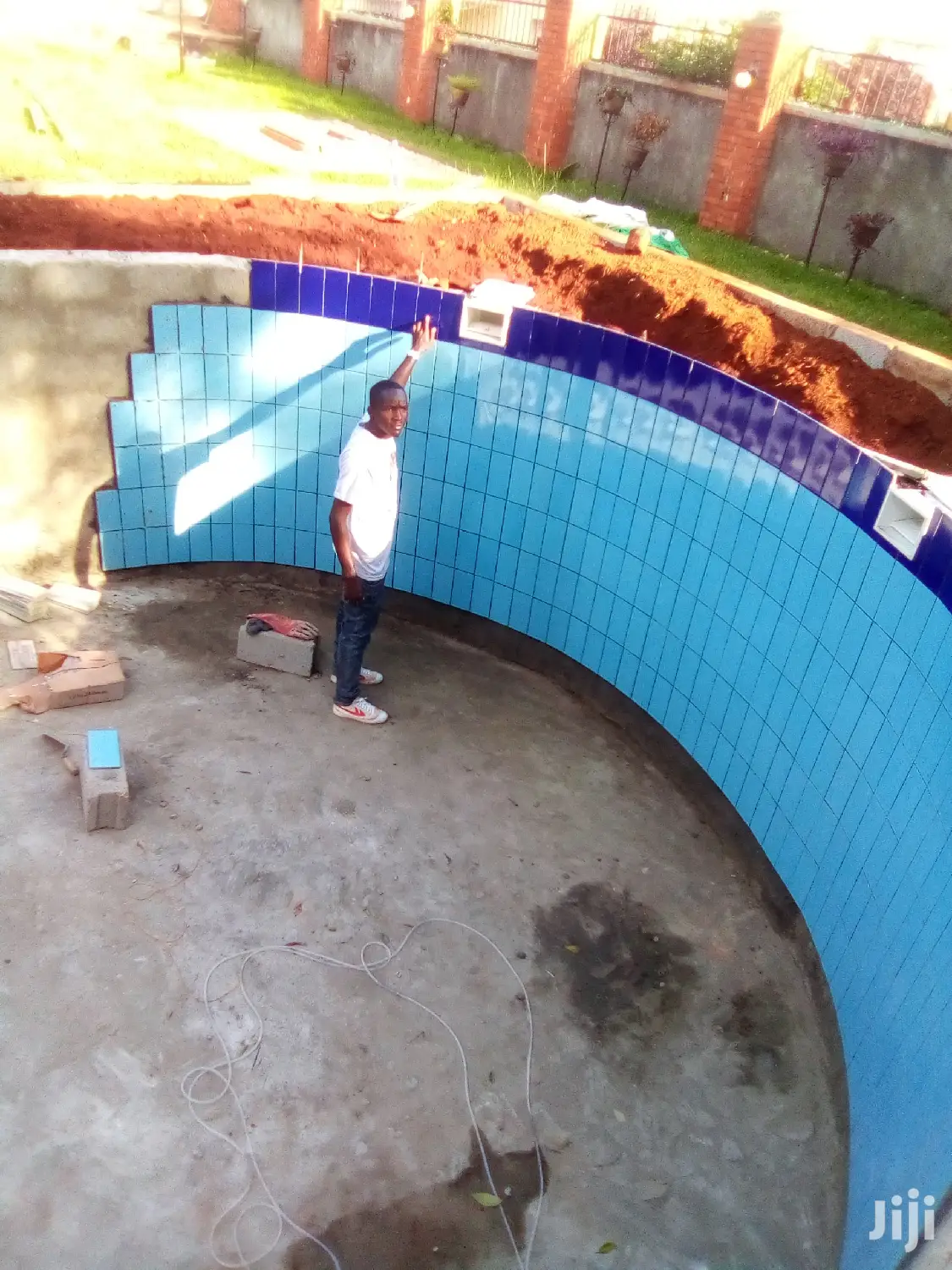 Swimming Pool Construction Services