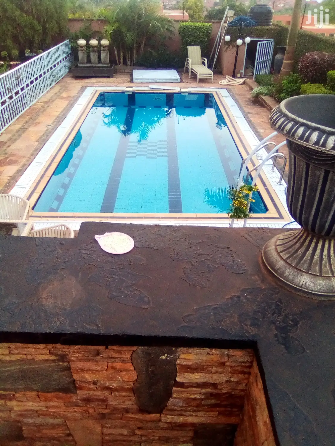 Swimming Pool Construction Services