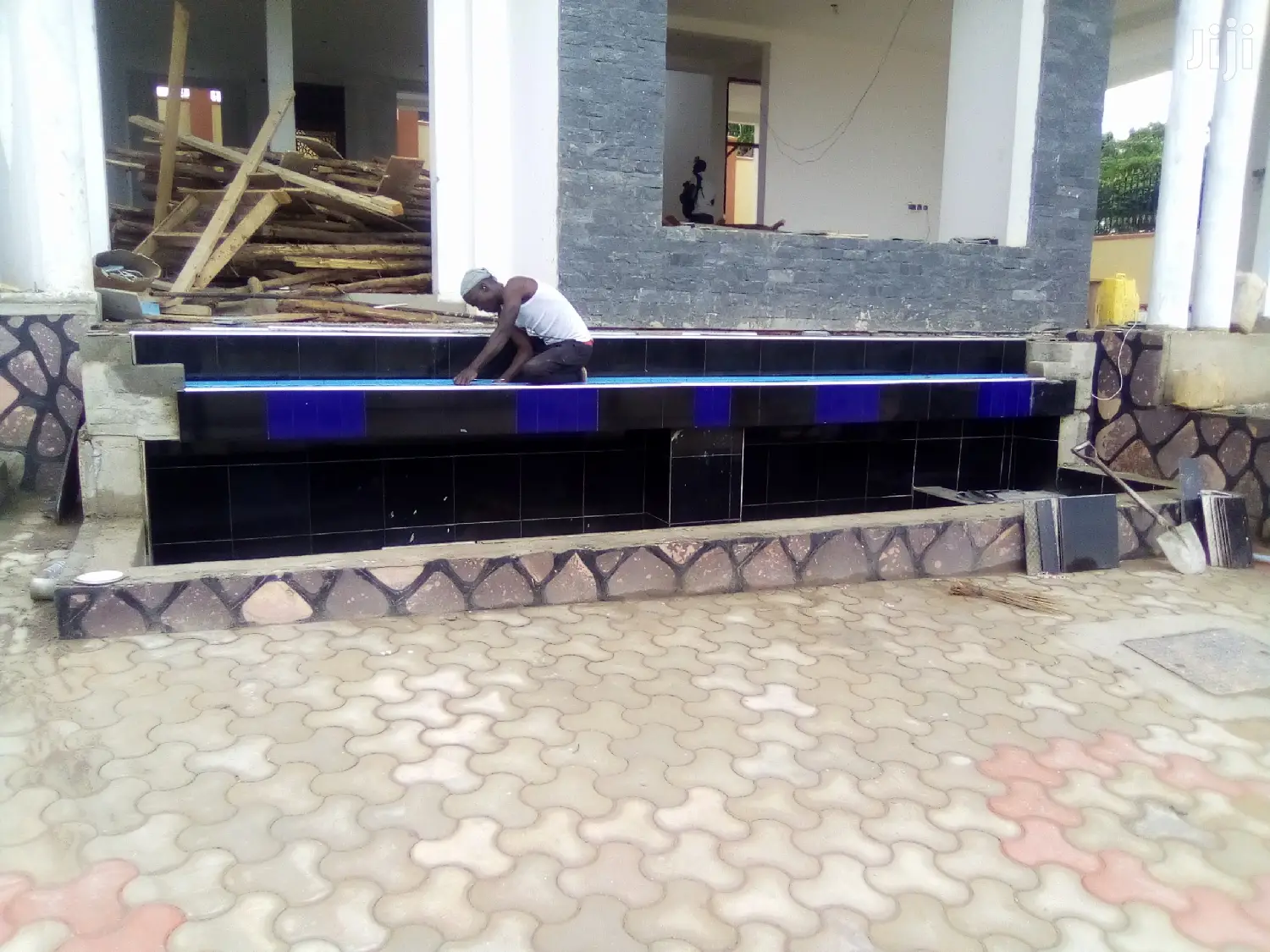 Swimming Pool Construction Services