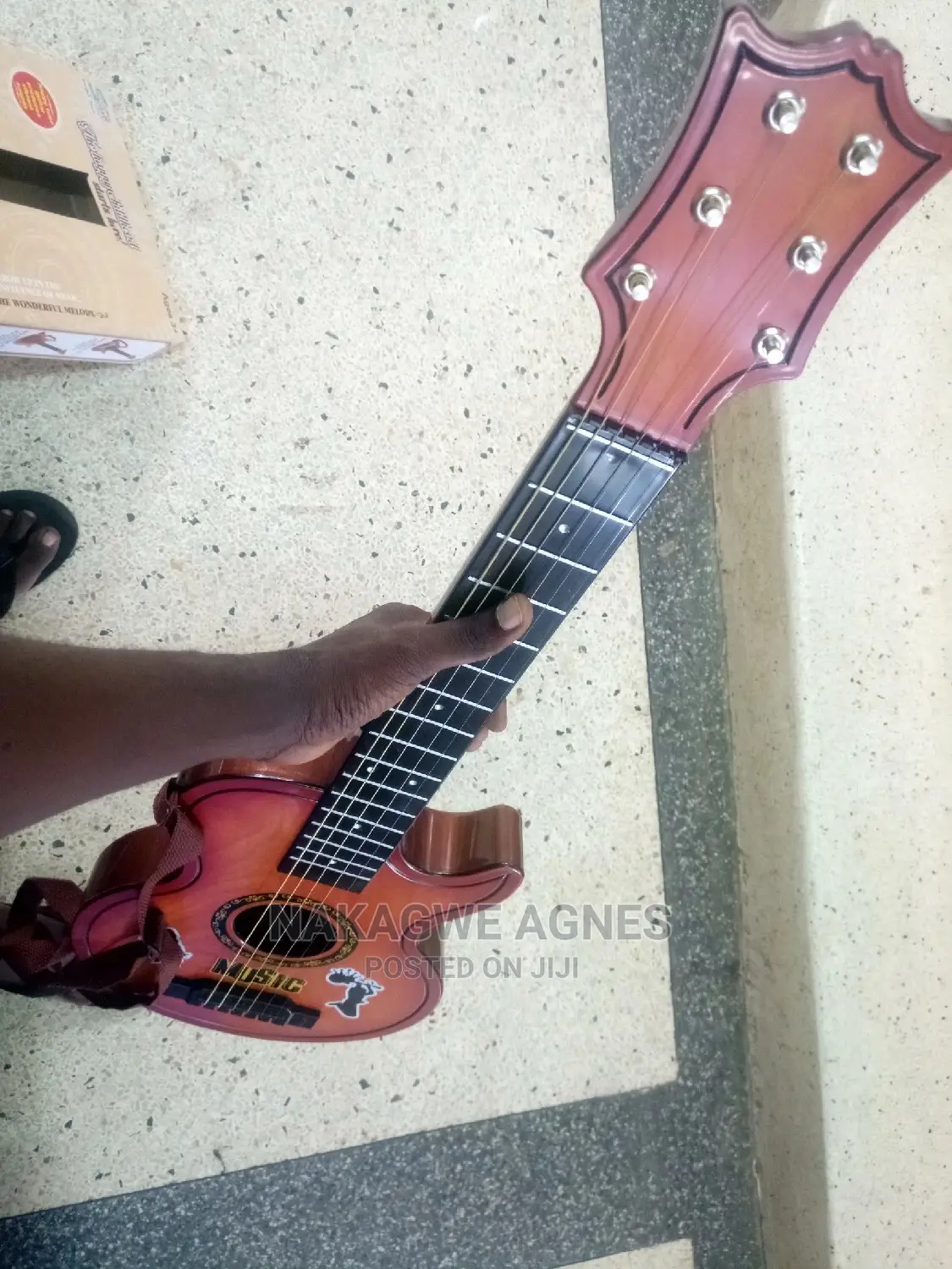 Kids Guitar 6 Strings (4-14 Years)