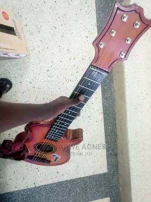 Kids Guitar 6 Strings (4-14 Years)