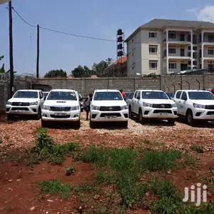 Toyota Double Cabin Pickups For Hire.