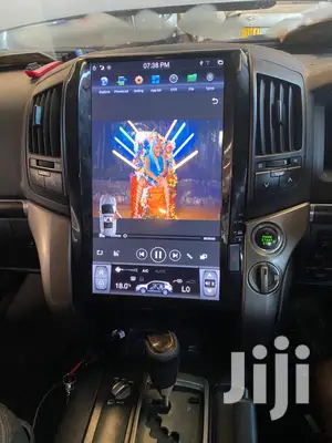 Original Vertical Tesla Radio Android For V8 2010