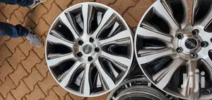 Range Rover Rims Gold Grey