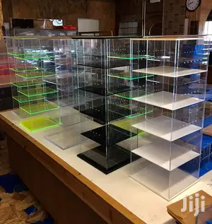 Acrylic Shelves Showcase