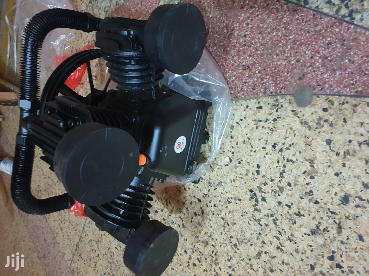 3 Big Piston Air Compressor Head ( 3f. )