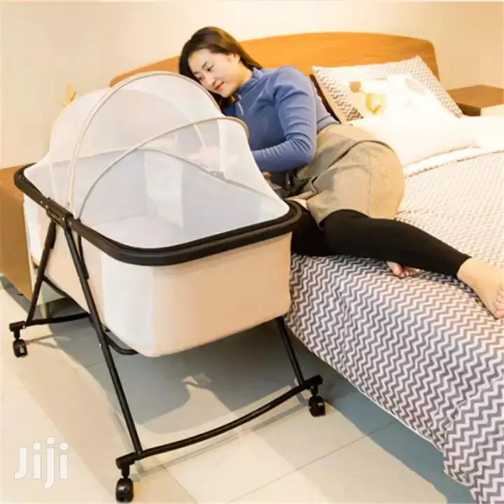 Foldable Baby Bed.