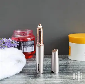 Geepas USB Rechargeable Eyebrow Trimmer