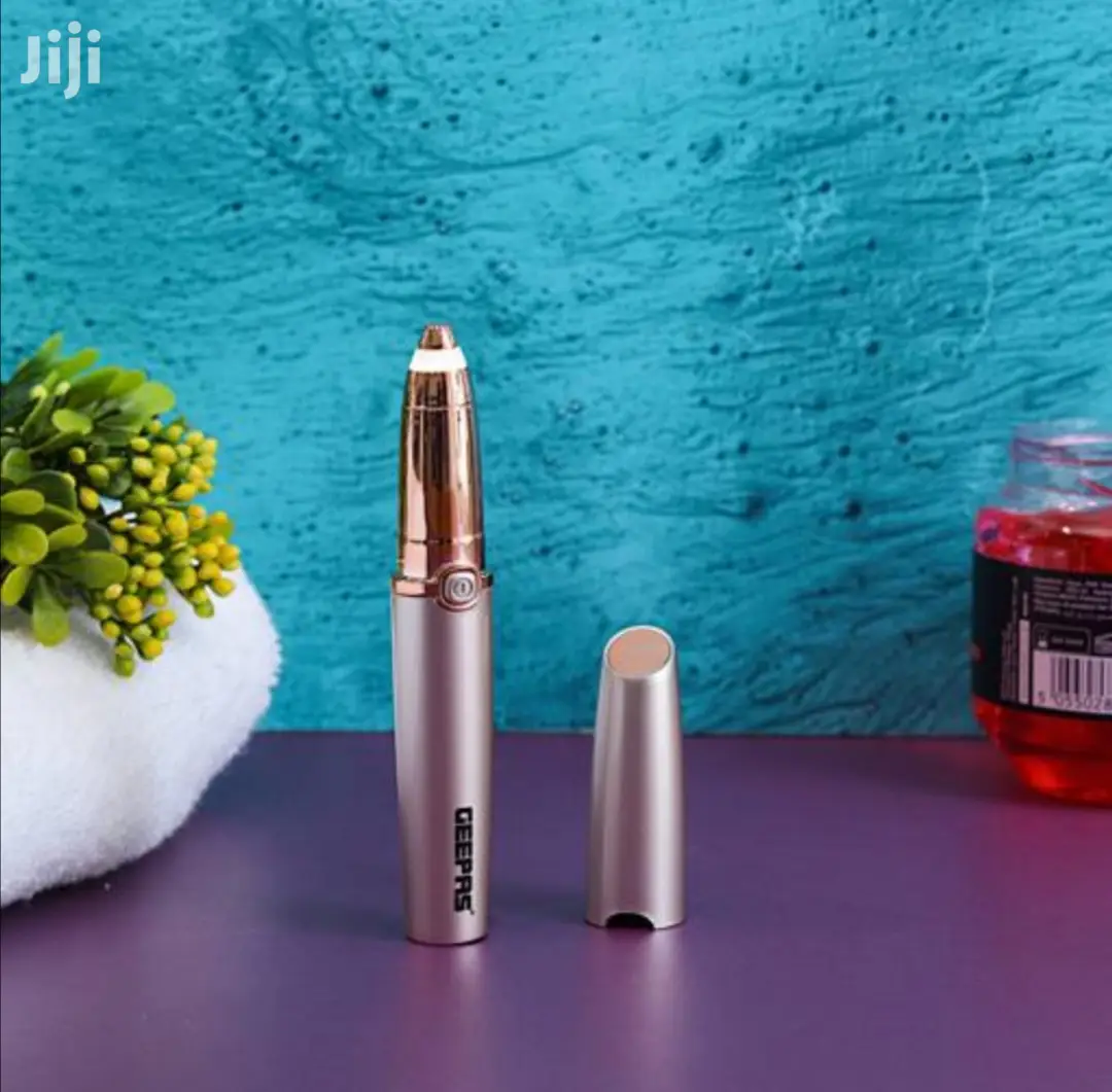 Geepas USB Rechargeable Eyebrow Trimmer