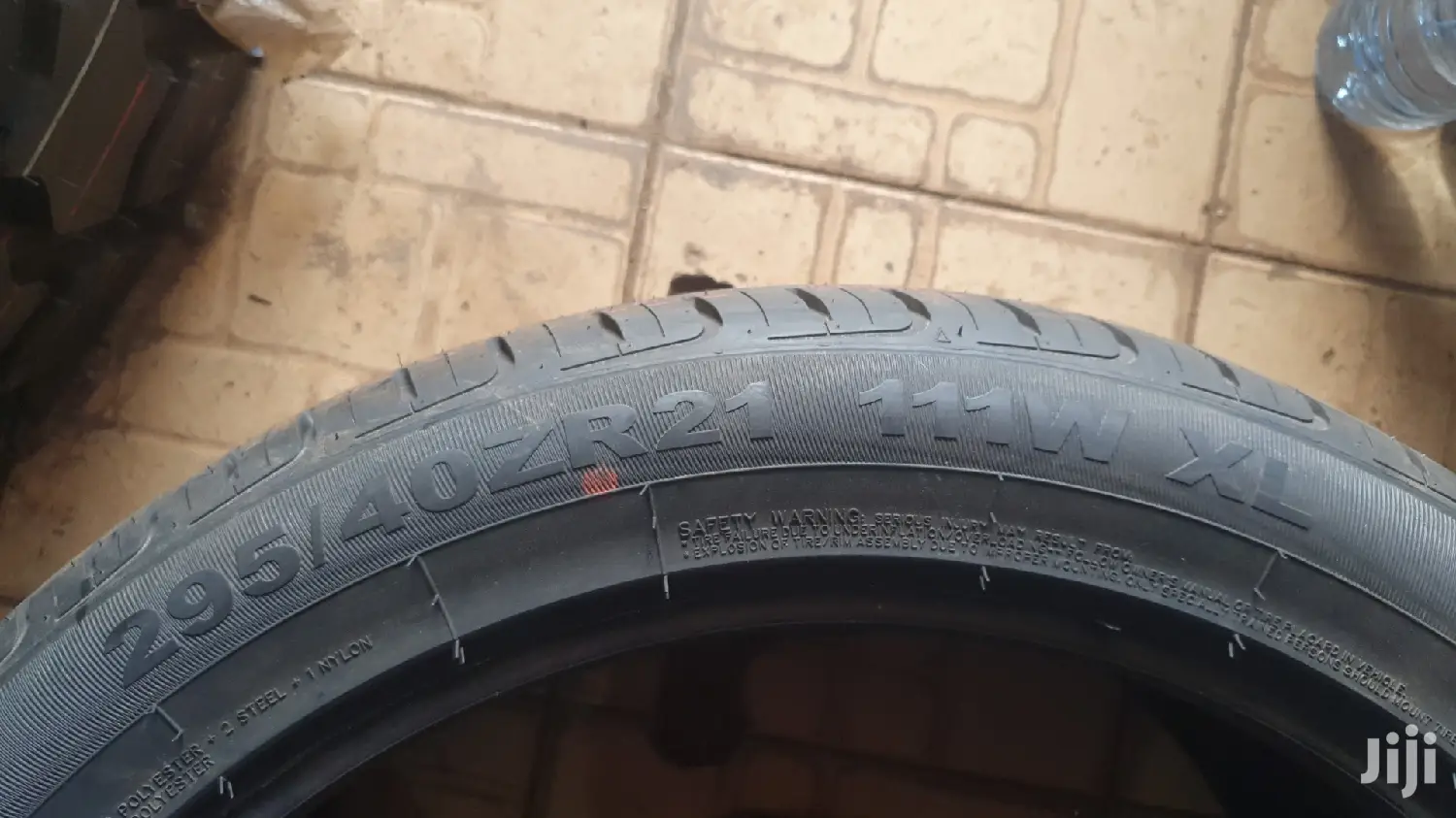 295/40r21 Low Profile Tyre