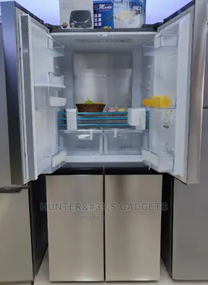 Hisense Fridge 561litres