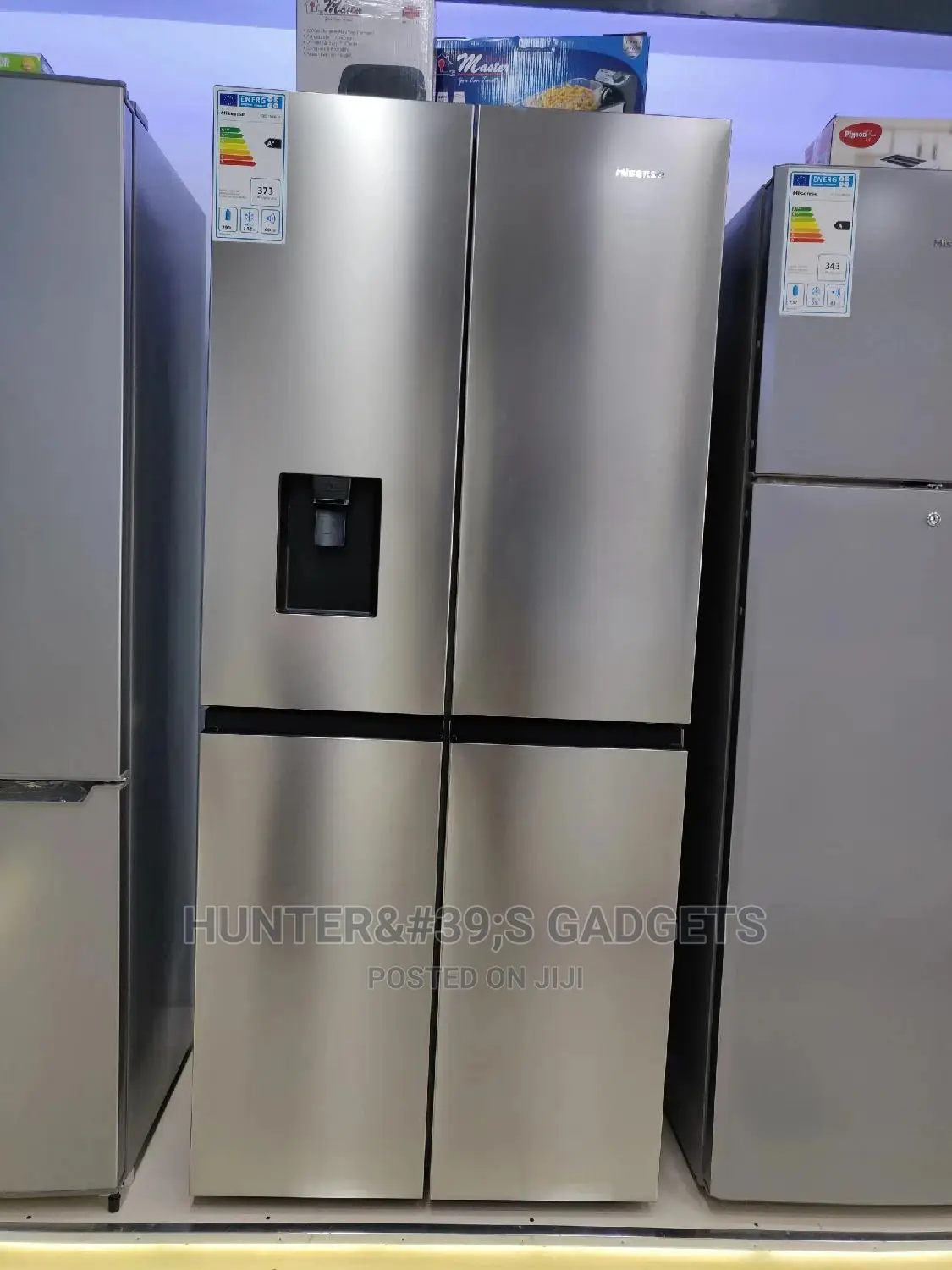 Hisense Fridge 561litres
