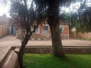 Simple Bungalow In Ntinda For Rent
