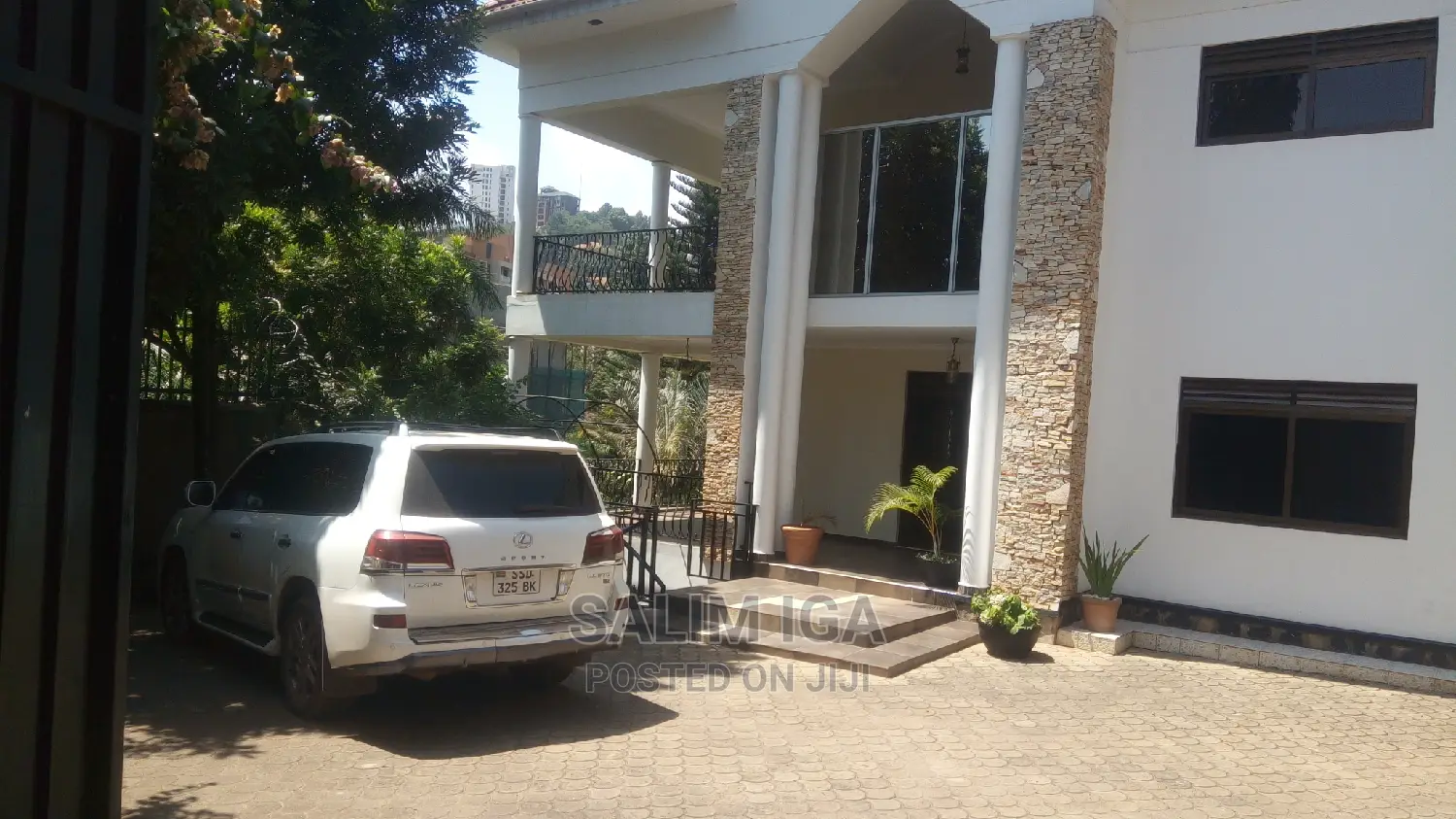 Executive House