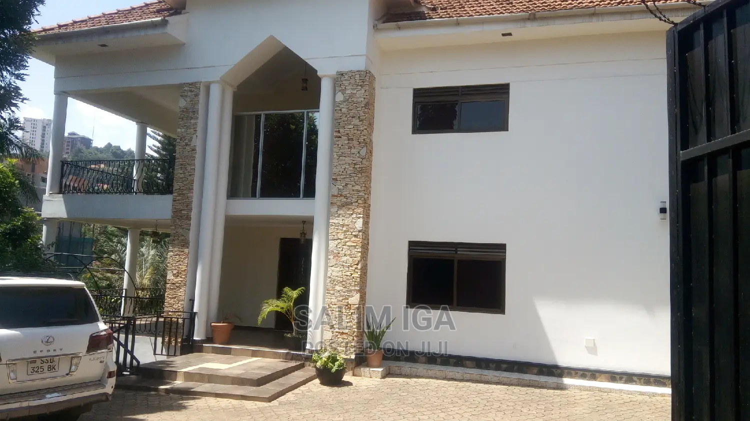 Executive House