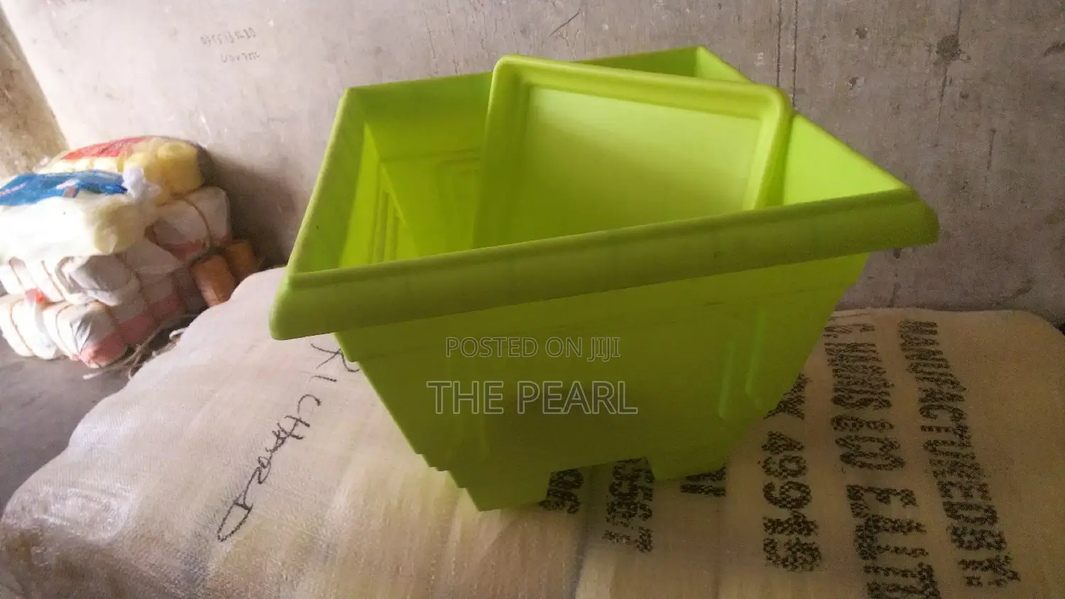 Plastic Flower Pots