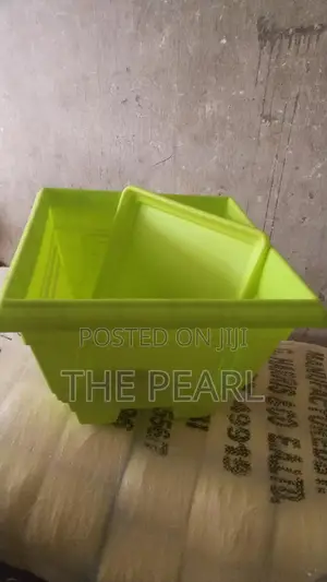 Plastic Flower Pots
