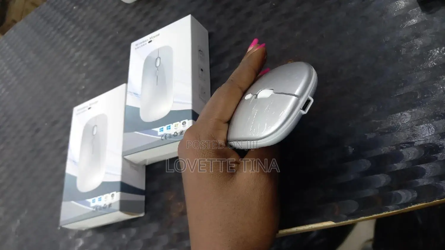 Rechargeable Wireless Mouse