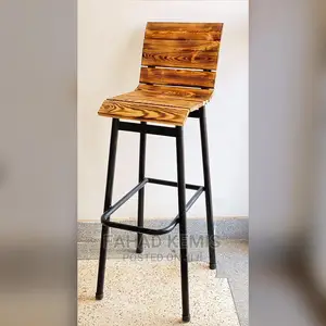 Dinnig Table