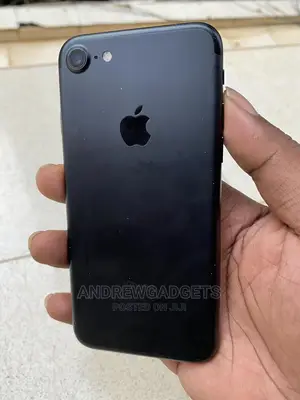 Apple iPhone 7 128 GB Black