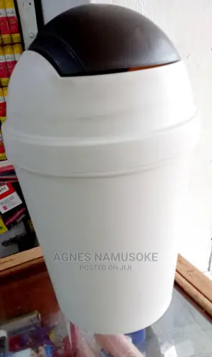 Small Home and Office Push Dustbins .