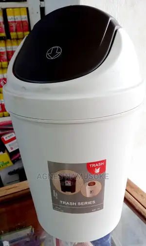 Small Home and Office Push Dustbins .