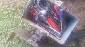 Mechanical Tool Box for Cars