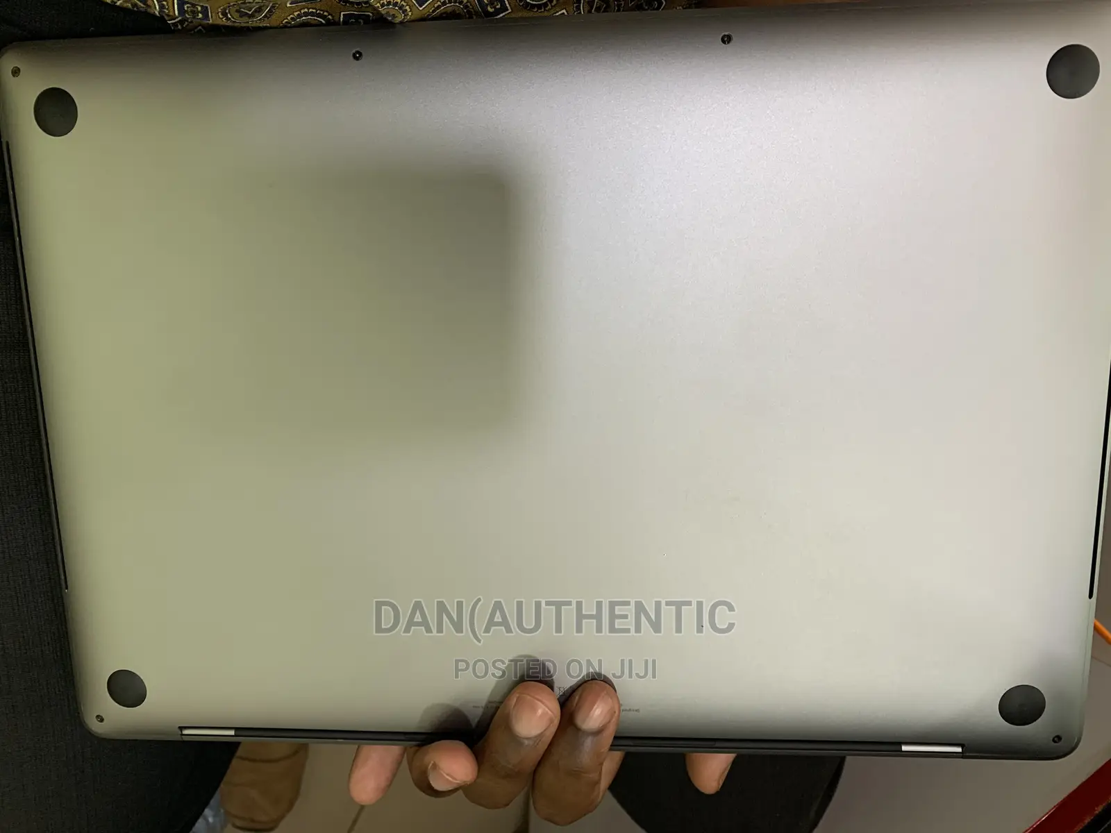 Laptop Apple MacBook 2019 16GB Intel Core I9 SSD 1T