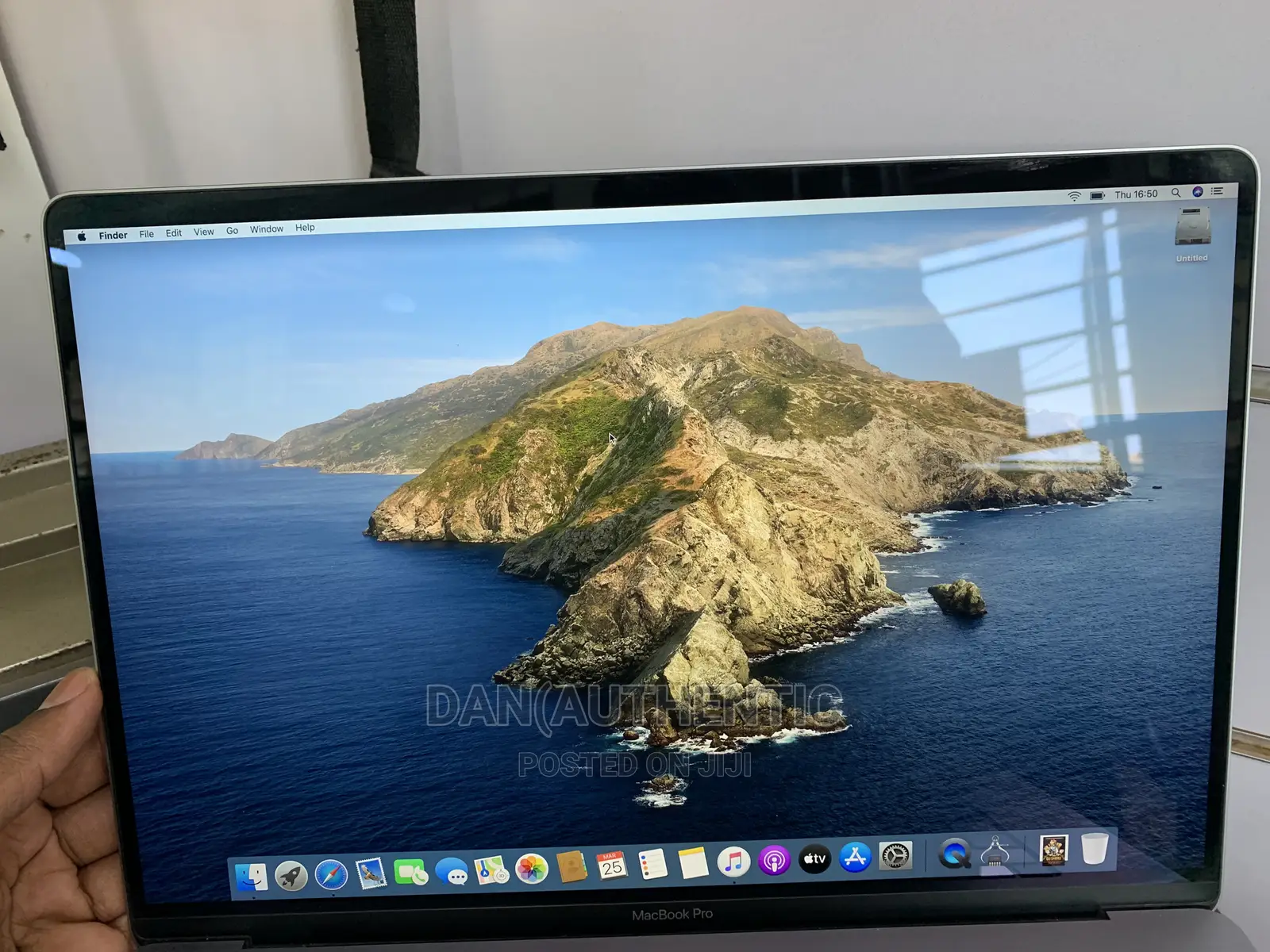 Laptop Apple MacBook 2019 16GB Intel Core I9 SSD 1T