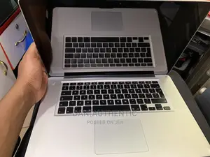 Laptop Apple MacBook Pro 4GB Intel Core I7 HDD 500GB