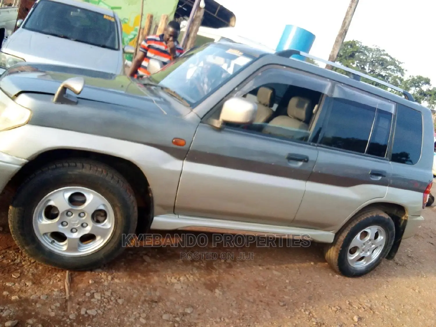 Mitsubishi Pajero 2002 Gray