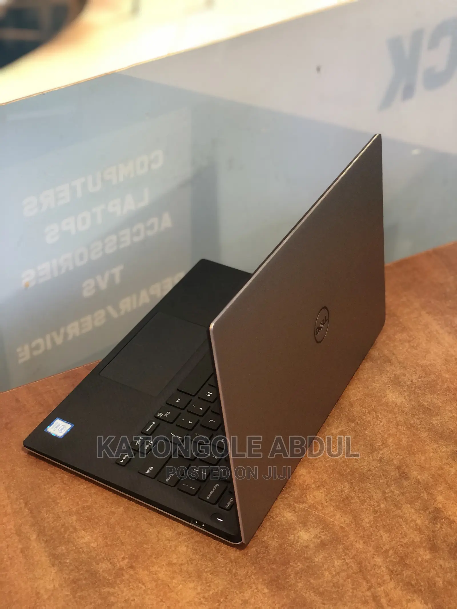 New Laptop Dell XPS 13 9360 16GB Intel Core I7 SSD 512GB