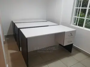Office Desks/ Tables