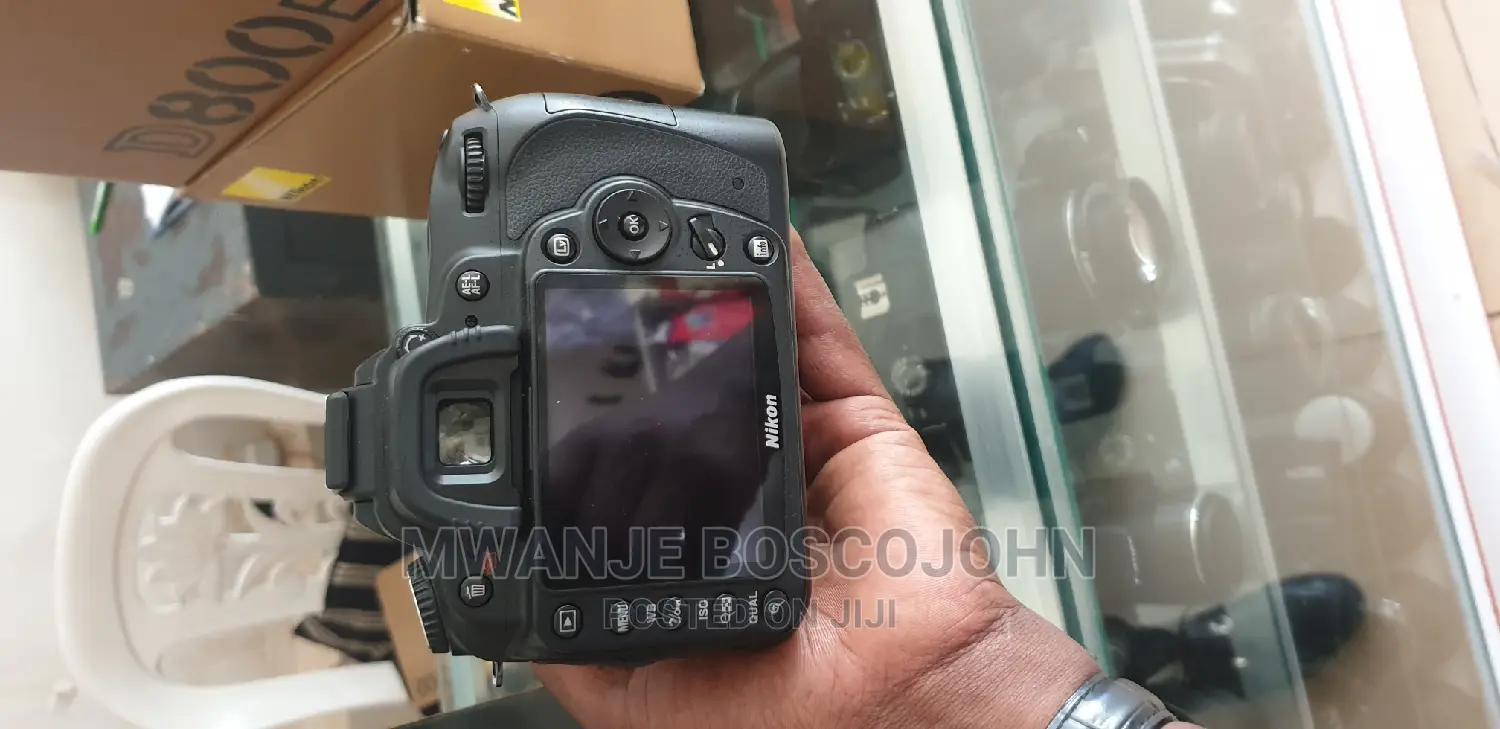 Nikon D90 Box Pack