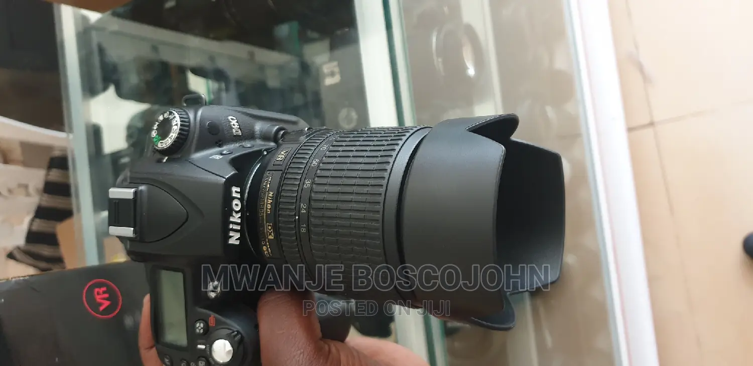 Nikon D90 Box Pack